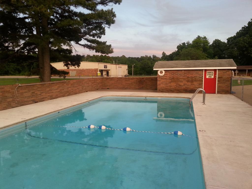 Holiday Pines Motel Jay Екстериор снимка