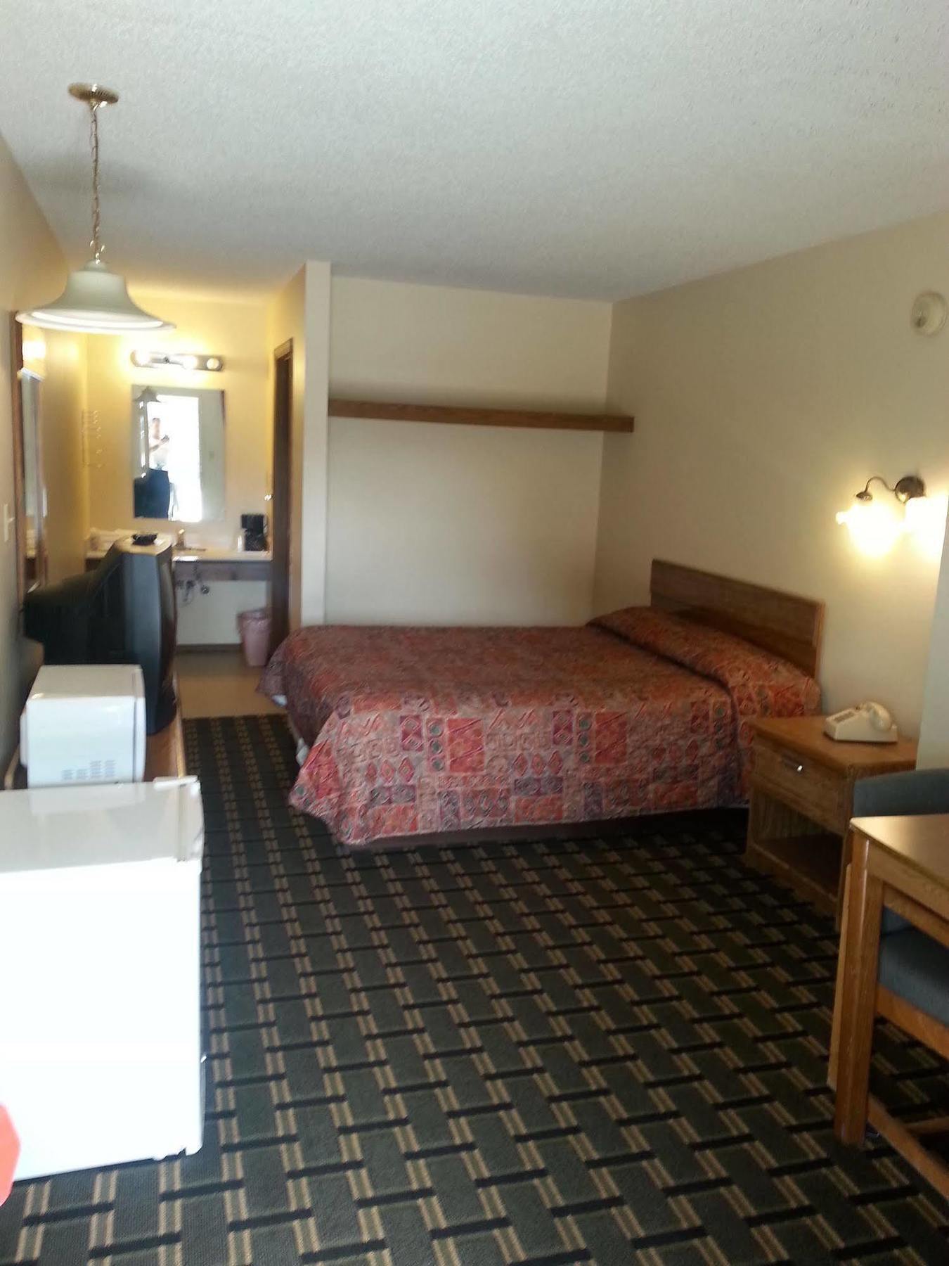 Holiday Pines Motel Jay Екстериор снимка